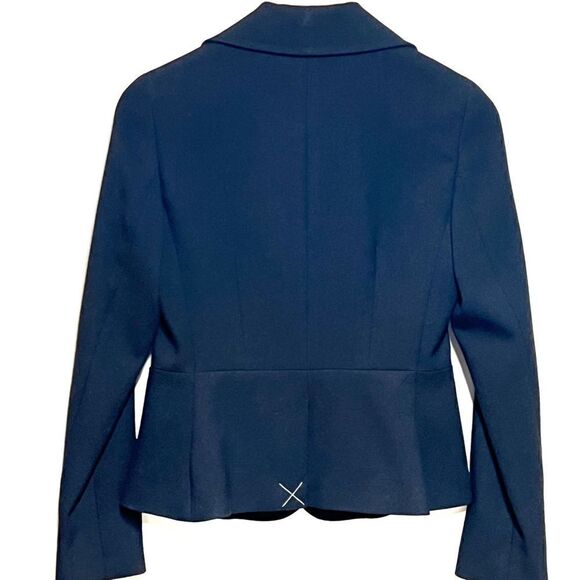 Talbots NWT Black Kate Fit 3 Button Wool Blazer, Size 2- Retails $199 - Picture 3 of 8